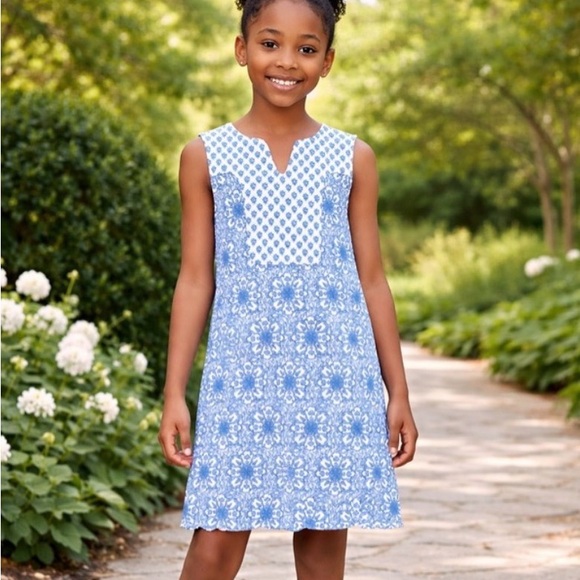 Vineyard Vines Other - Vineyard Vines Girls Blue White Shift Dress Pima Cotton Preppy Size Small